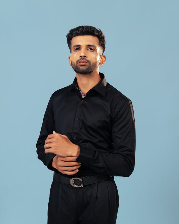 The Vanta Notch: Black Twill Shirt